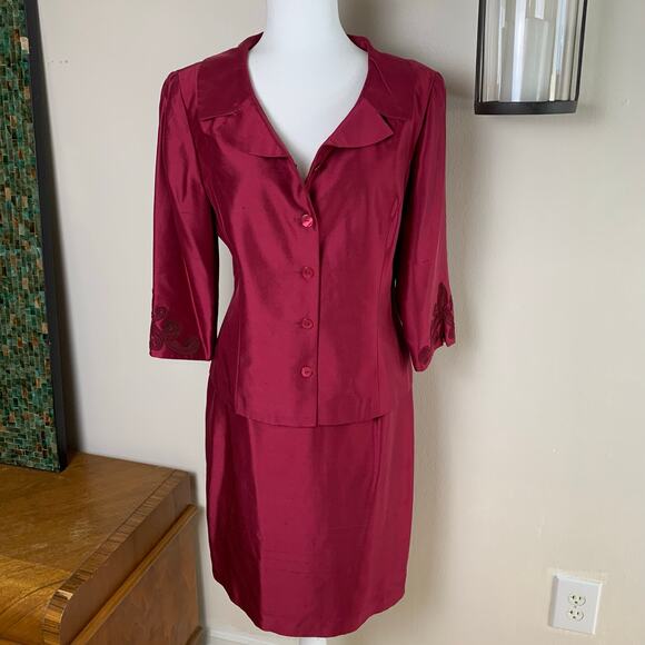 Talbots Size 14 Skirt Suit Blazer Jacket Pure Silk Burgundy Wine Formal Holiday - Picture 2 of 10